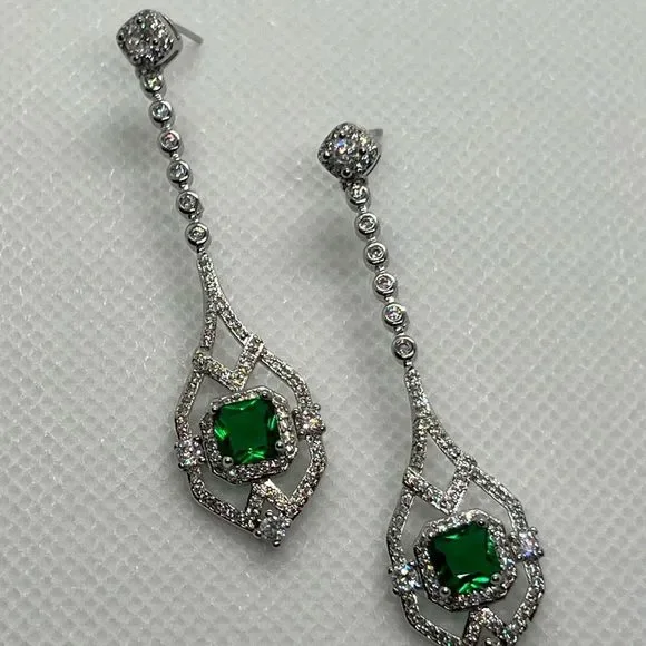 Diamond and emerald cubic zirconia earrings - Picture 5 of 7